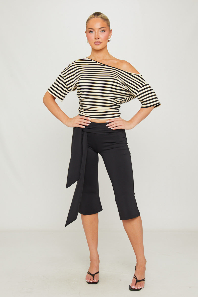 Low Waist Tie Detail Capri Pants in Black