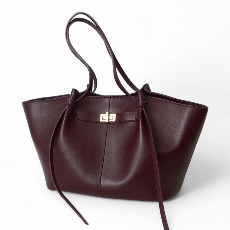 Polished Structured Leather Bag in Cognac