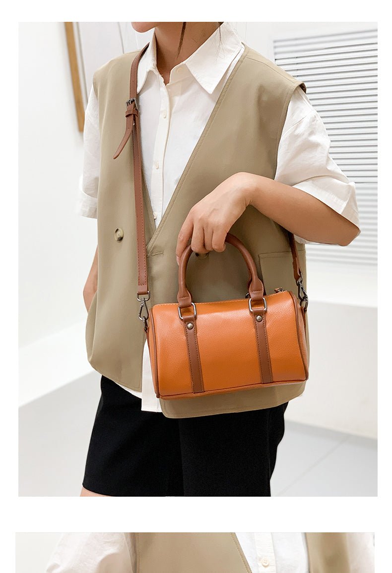 Structured Crossbody Bag in Genuine Leather