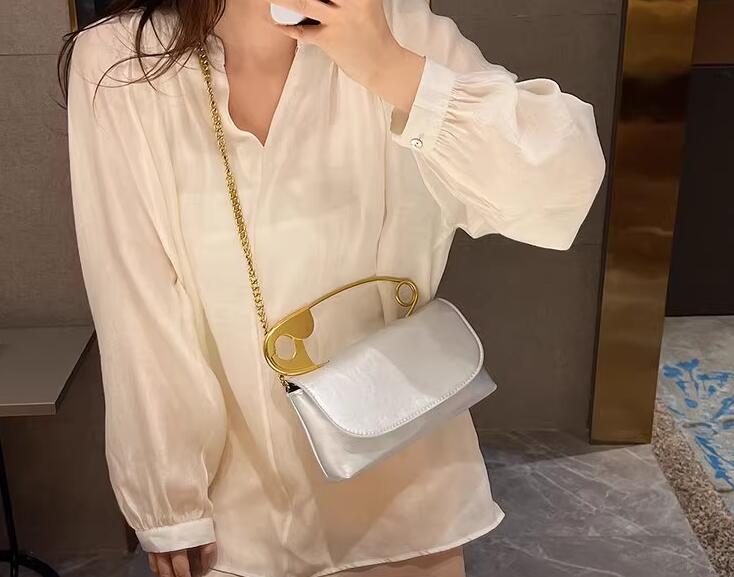 Essential Handbag