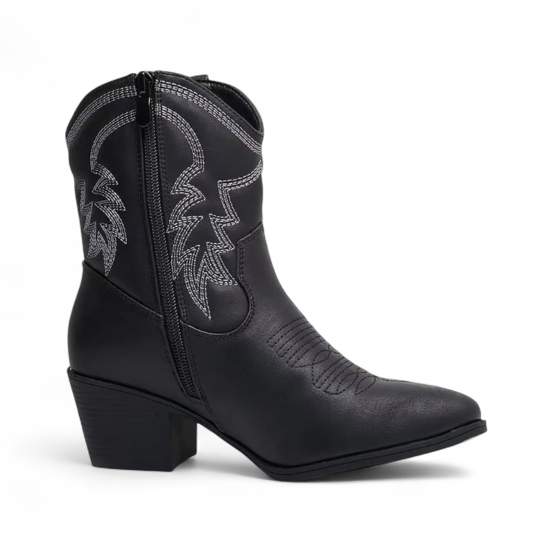 The Everyday Uma Embroidered Low-Cut Western Boots