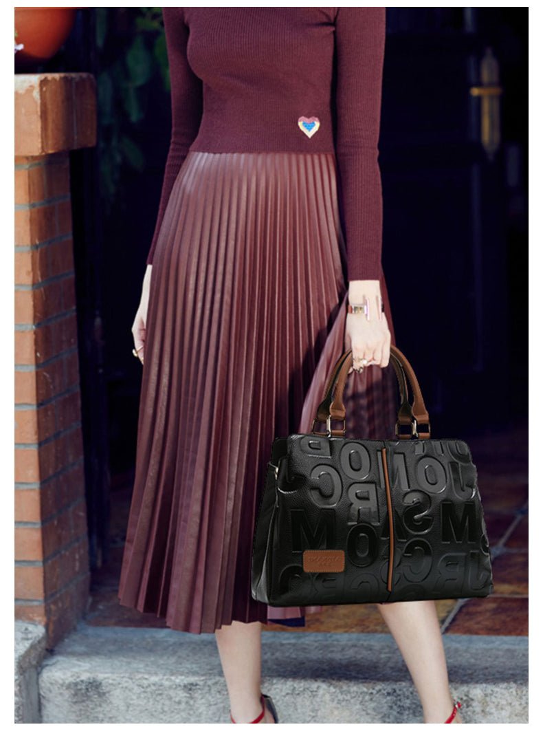 Signature Tote Bag in Genuine Leather
