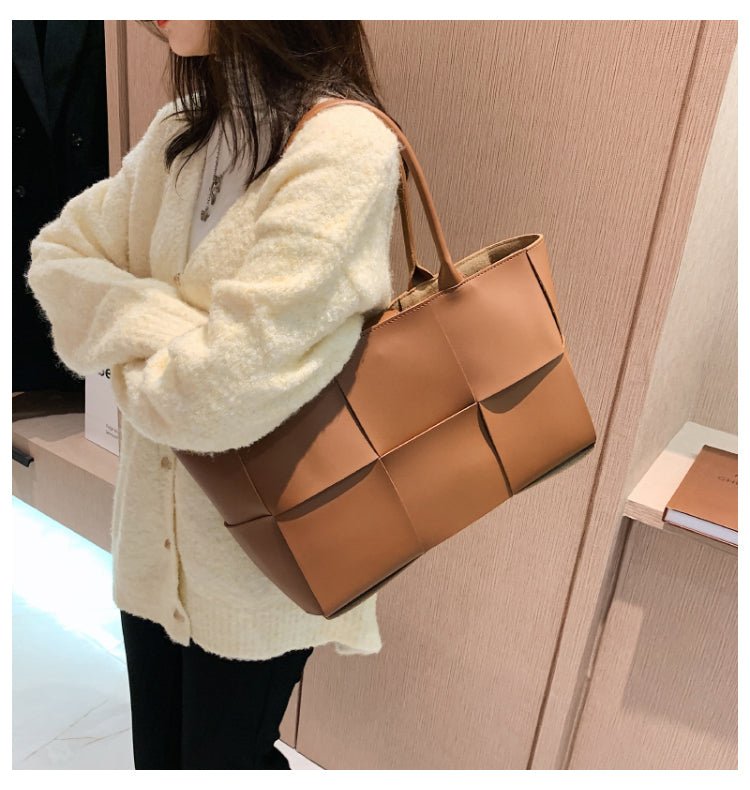Timeless Tote Bag in PU Leather