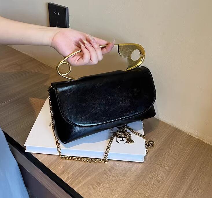 Essential Handbag