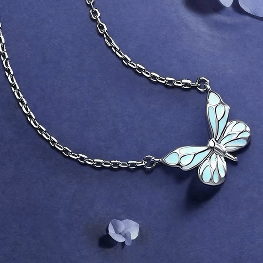 Refined Butterfly Necklace