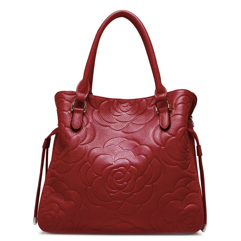 Refined Messenger Bag in Genuine Leather