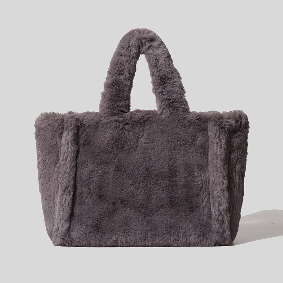 Modern Tote Bag in Faux Fur