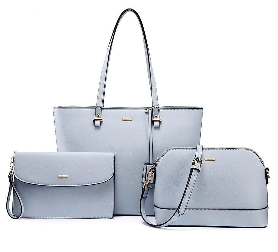 Classic Crossbody Bag in Leather