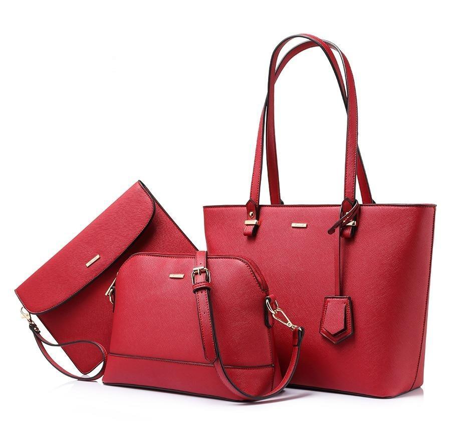Classic Crossbody Bag in Leather