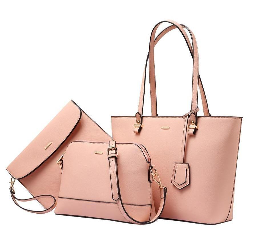 Classic Crossbody Bag in Leather