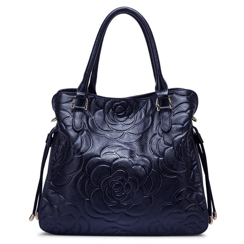 Refined Messenger Bag in Genuine Leather