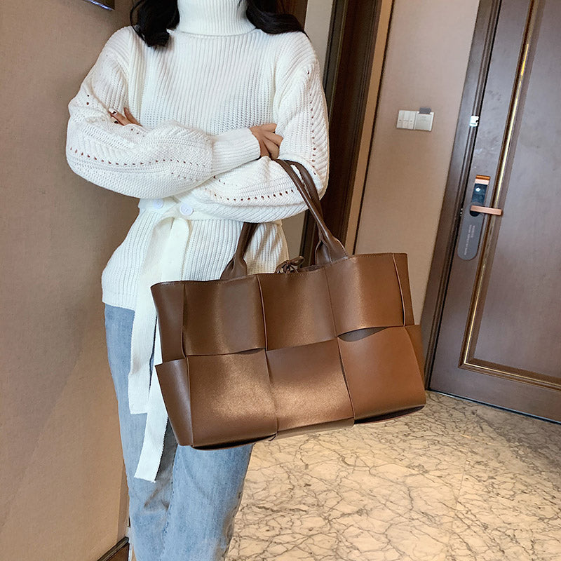Timeless Tote Bag in PU Leather