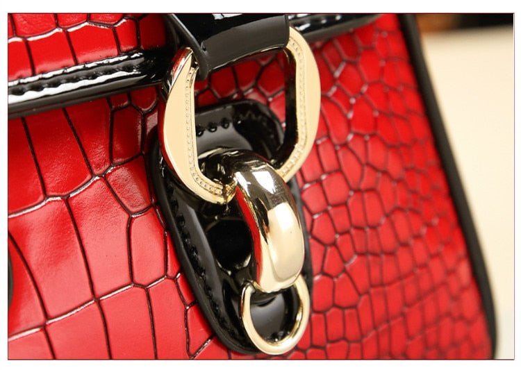 Round Genuine Leather Phone Bag