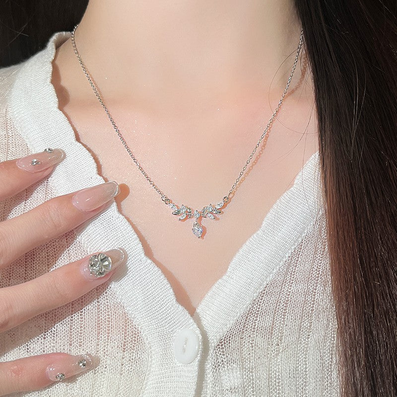 Essential Necklace in Sterling Silver