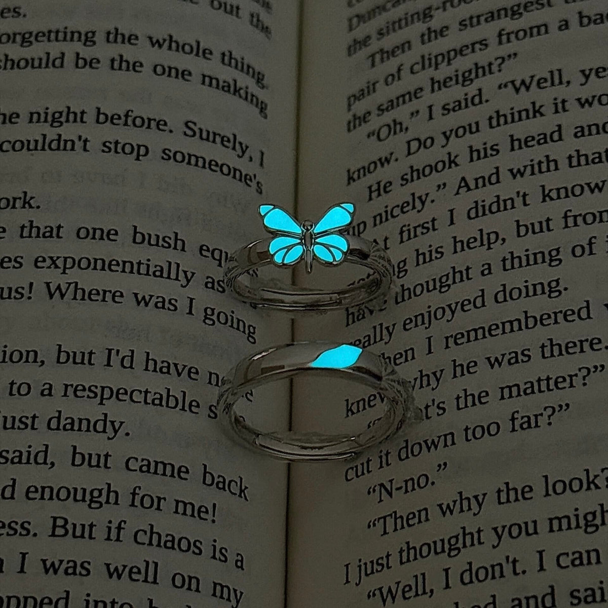 Dainty Butterfly Ring