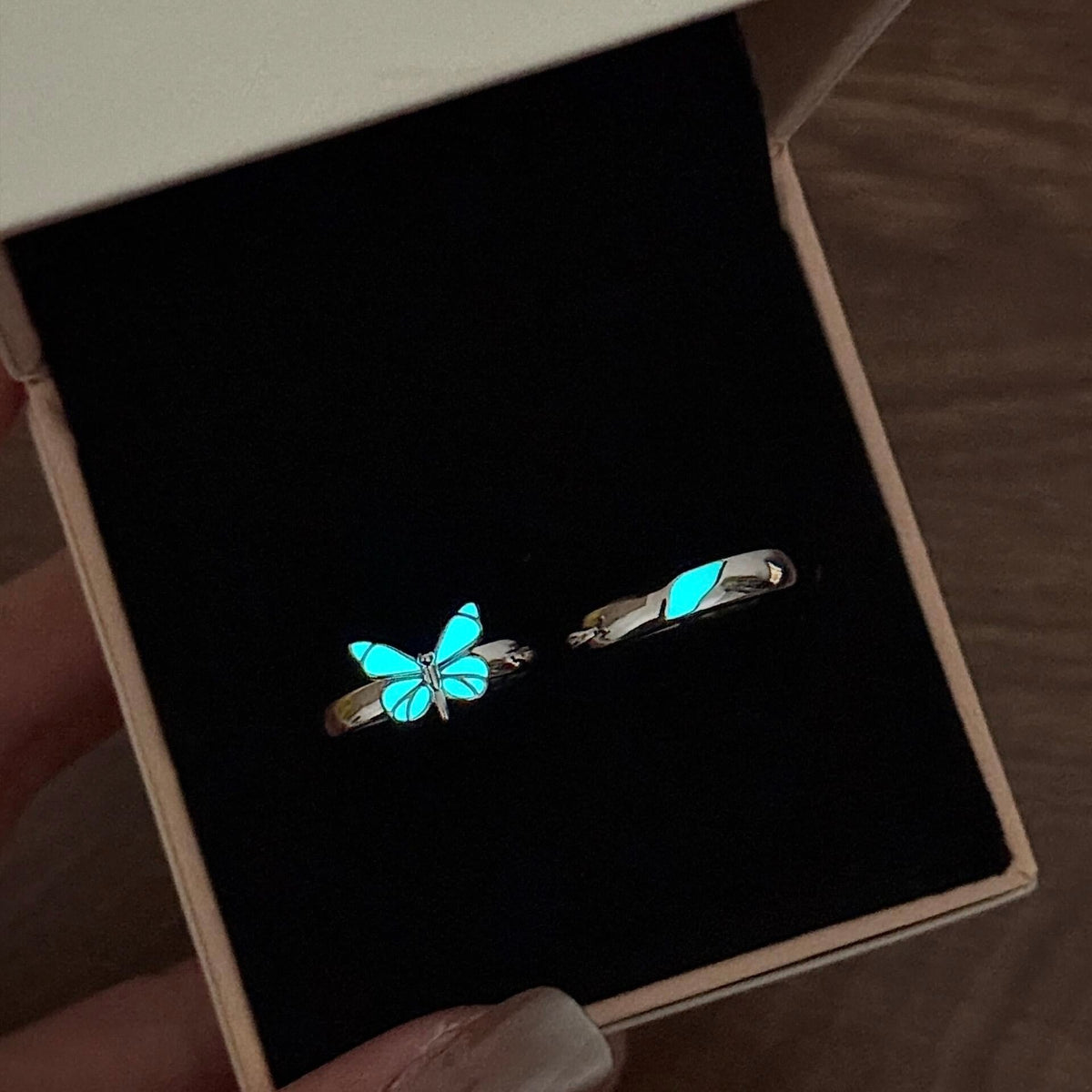 Dainty Butterfly Ring