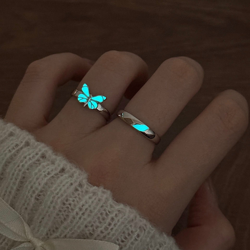 Dainty Butterfly Ring