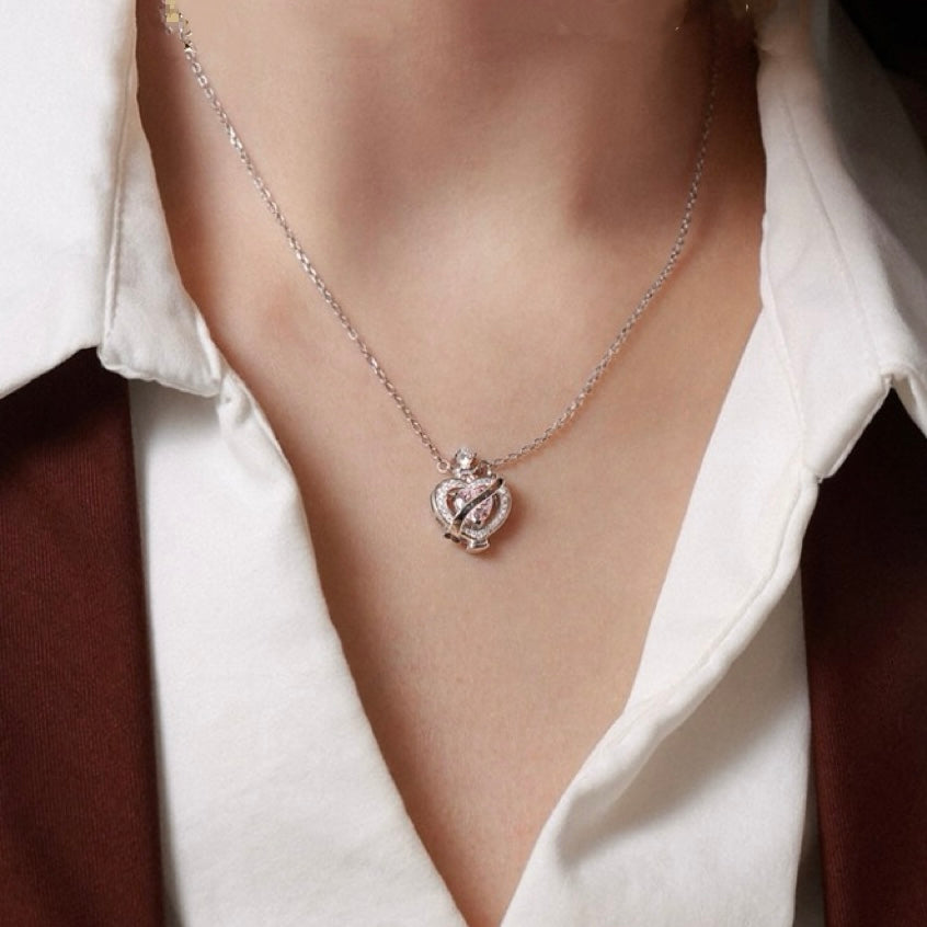 Sculpted Necklace in Sterling Silver