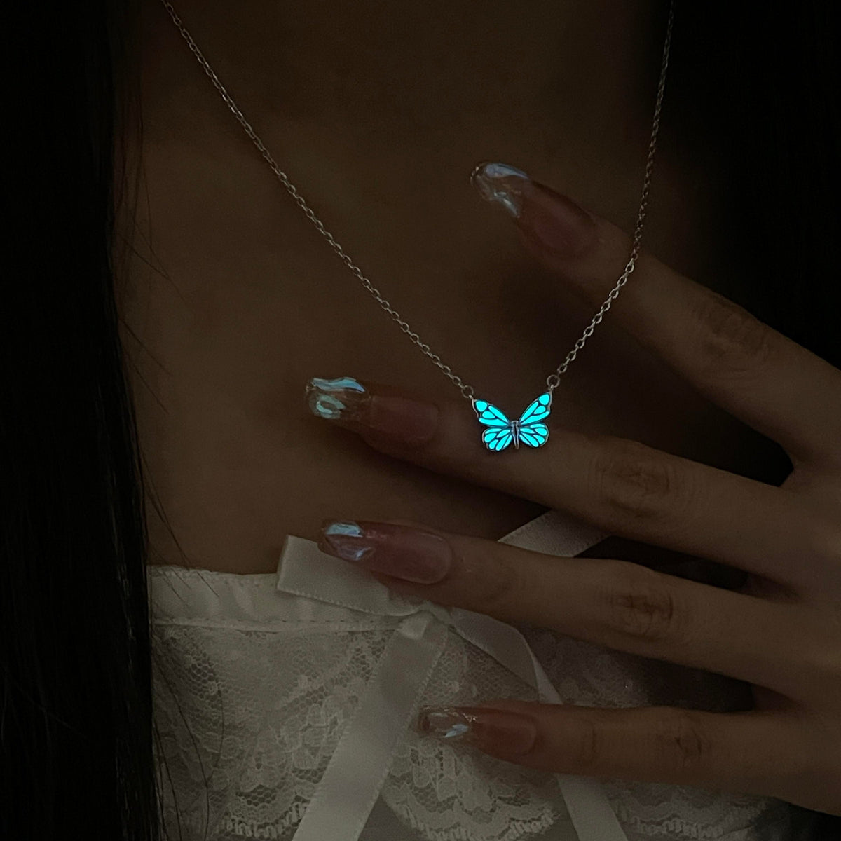 Refined Butterfly Necklace