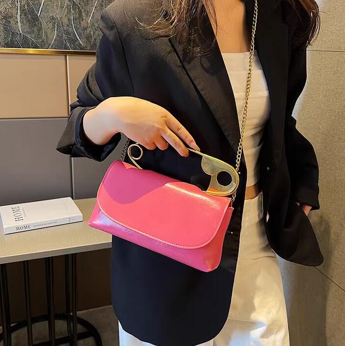 Essential Handbag