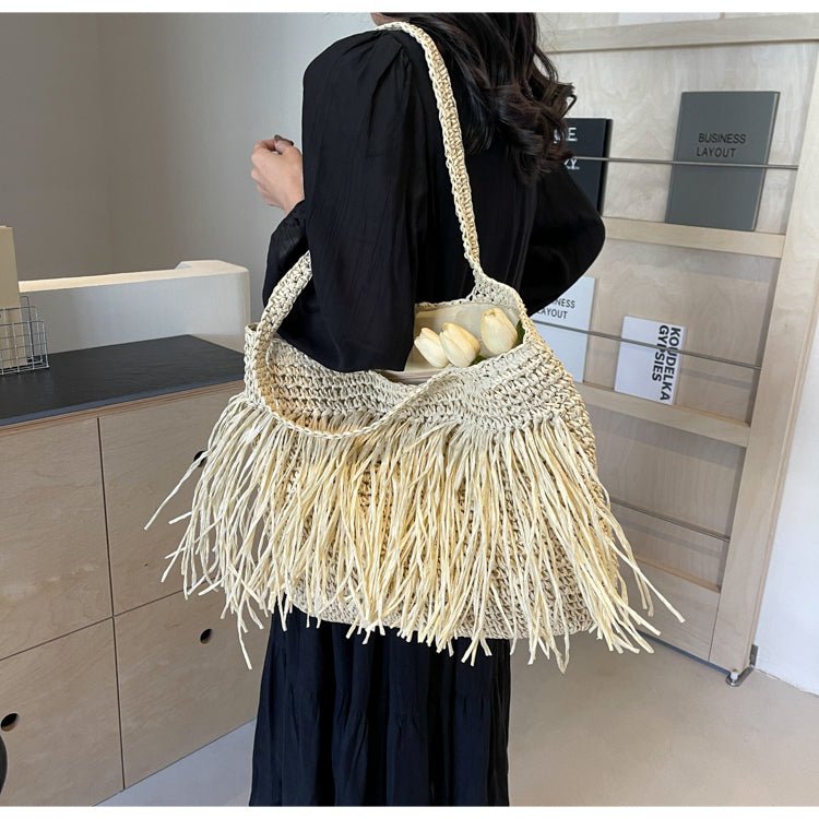 Refined Tote Bag in Straw