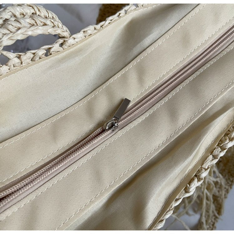 Refined Tote Bag in Straw
