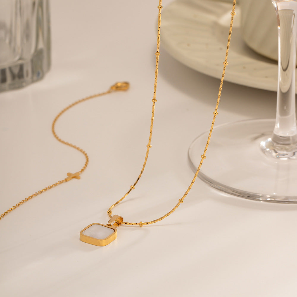 Opulent Pearl Necklace