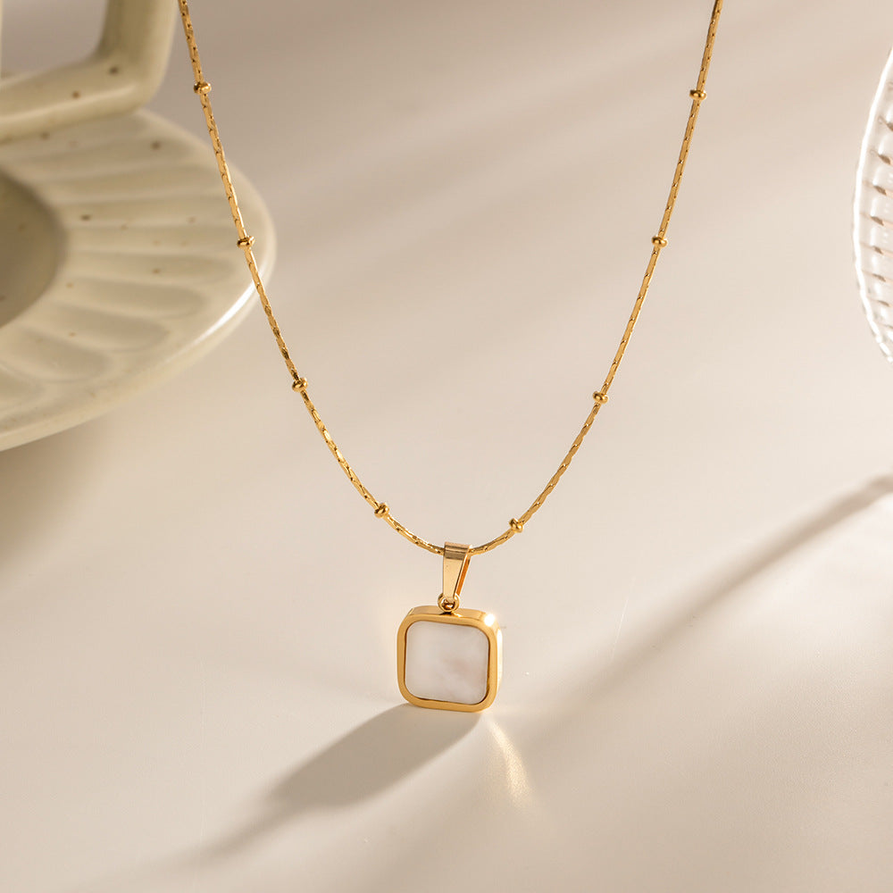 Opulent Pearl Necklace