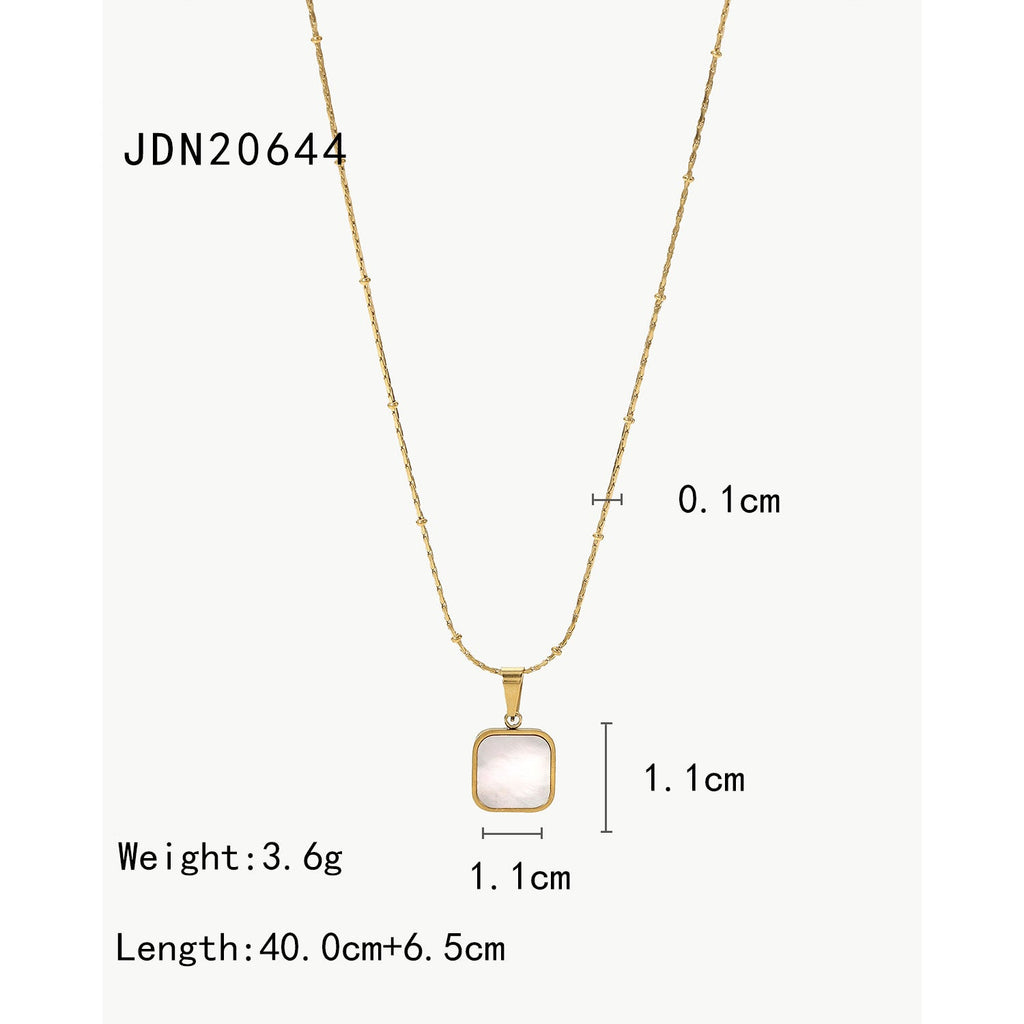 Opulent Pearl Necklace
