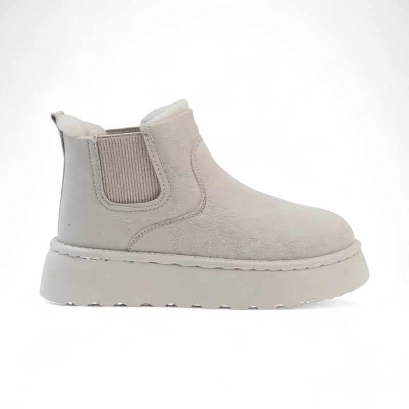 Effortless Shearling-Lined Boots with Elastic Gore