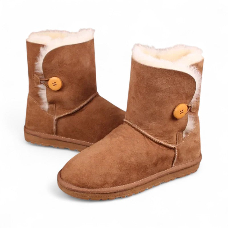 Understated Shearling-Lined Leather Boots