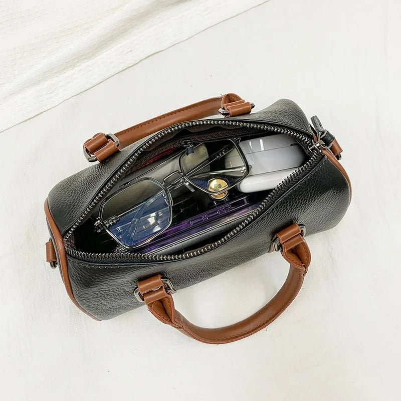 Structured Crossbody Bag in Genuine Leather