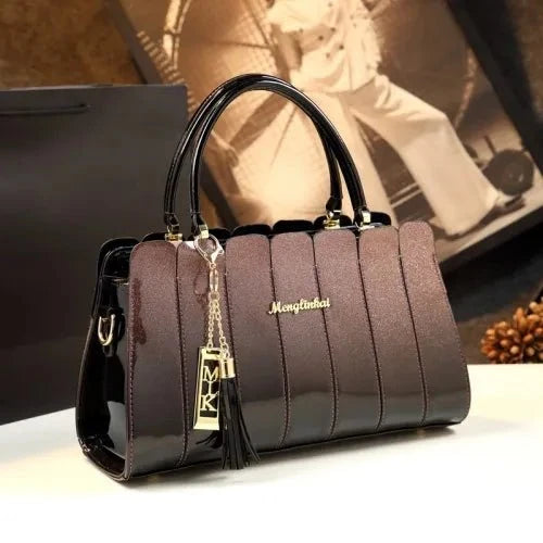 Weekend Shoulder Bag in Genuine Leather