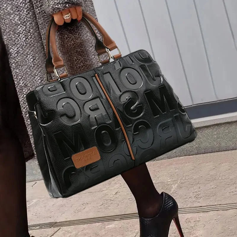 Signature Tote Bag in Genuine Leather