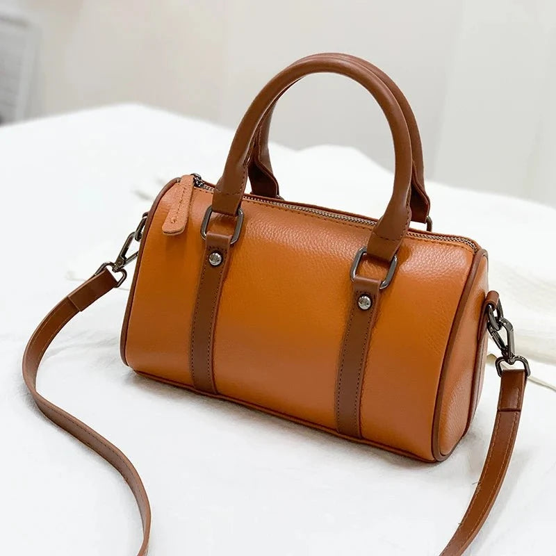 Structured Crossbody Bag in Genuine Leather