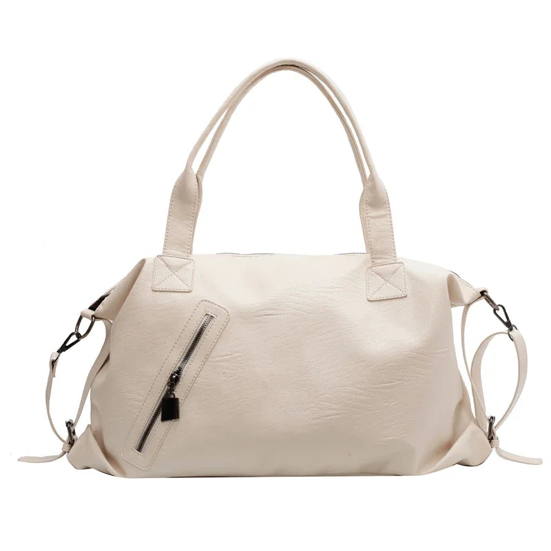 Effortless Leather Shoulder Bag