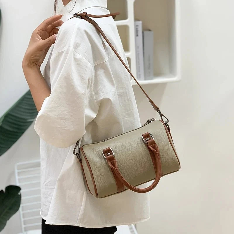 Structured Crossbody Bag in Genuine Leather