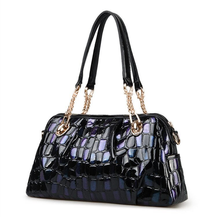 Croc-Effect Purse in Genuine Leather