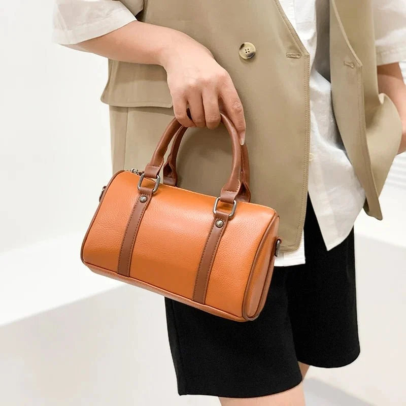 Structured Crossbody Bag in Genuine Leather