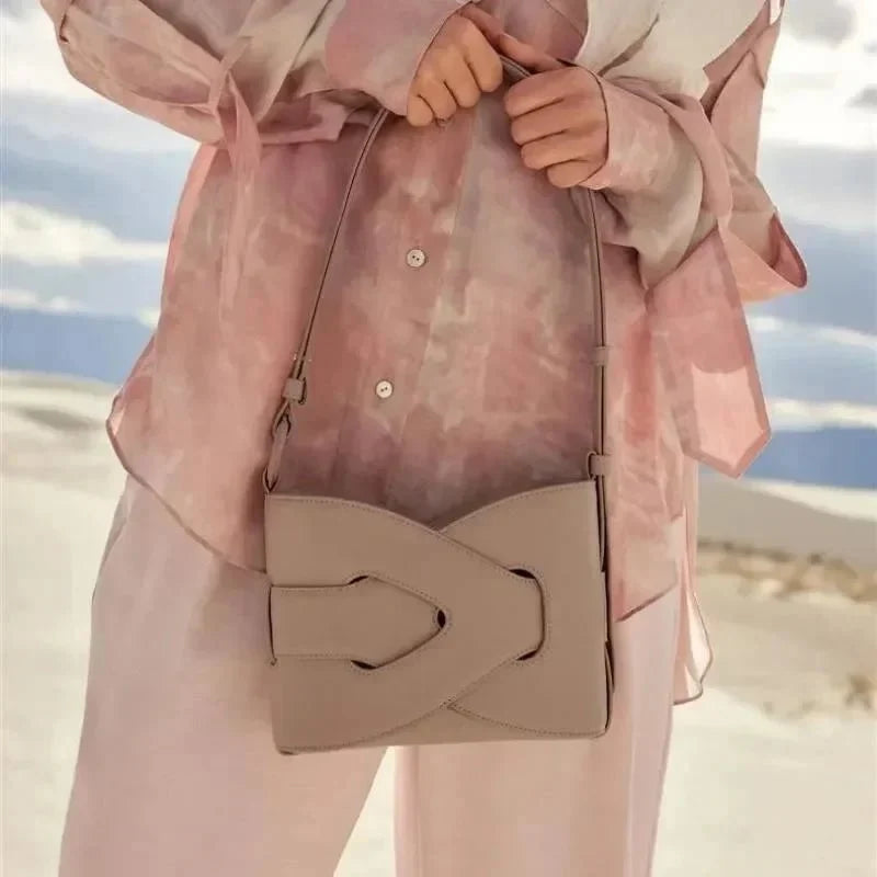 Streamlined Shoulder Bag in Leather