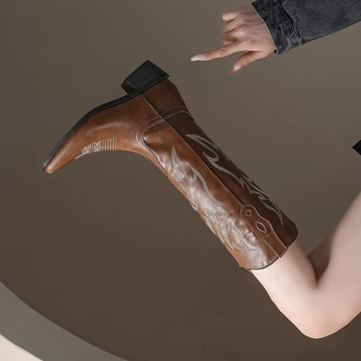 Heritage-Inspired Brown Embroidered Heeled Western Boots