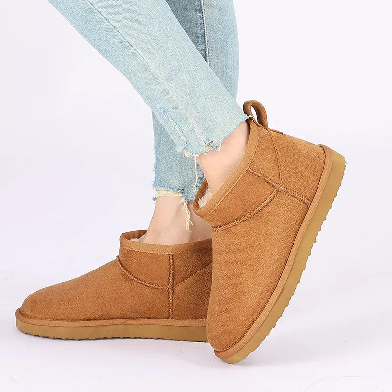 Sleek Slim Shearling-Lined Boots