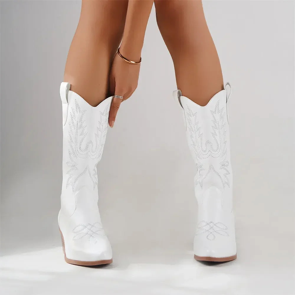 Heritage-Inspired Embroidered Heeled Western Boots