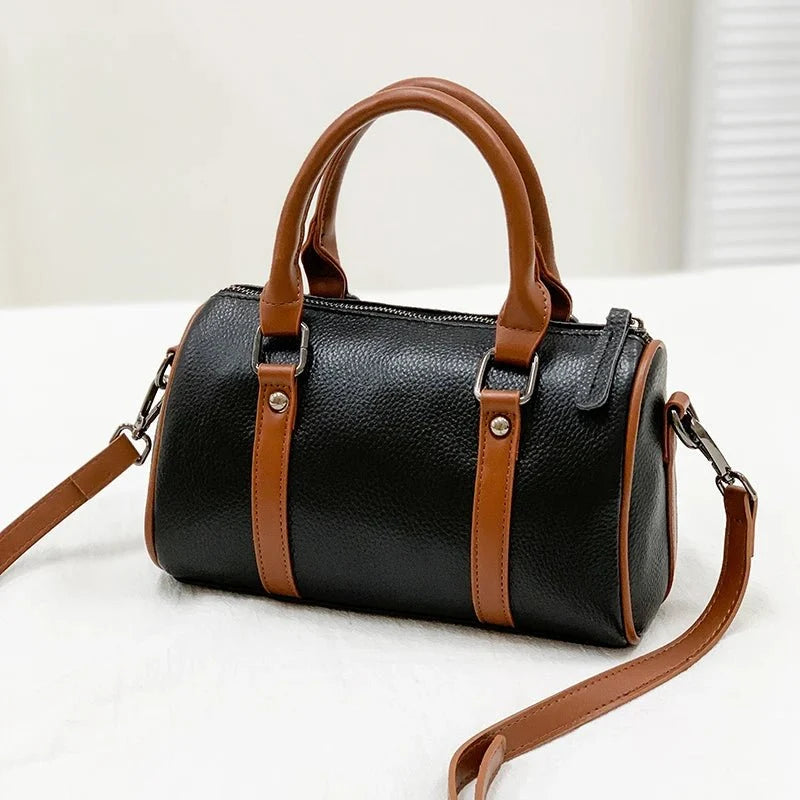 Structured Crossbody Bag in Genuine Leather