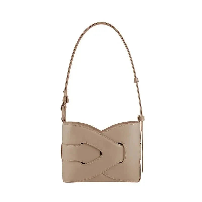 Streamlined Shoulder Bag in Leather