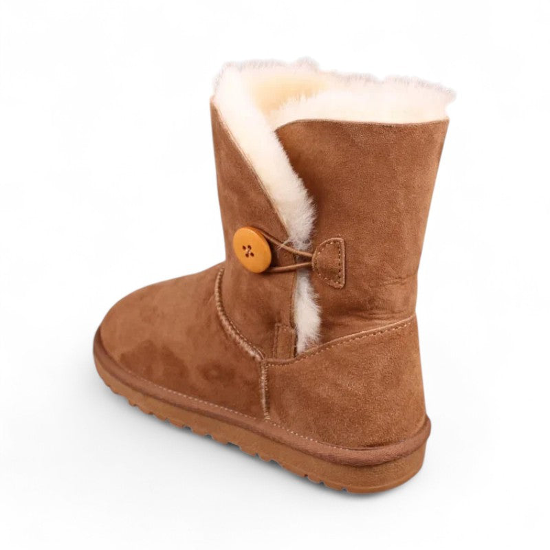 Understated Shearling-Lined Leather Boots