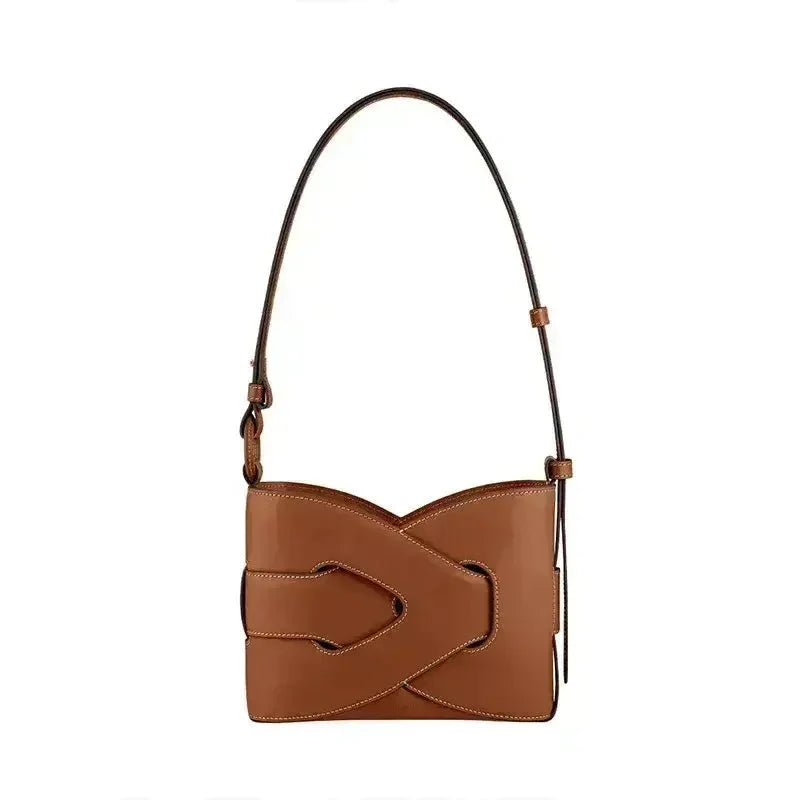 Streamlined Shoulder Bag in Leather