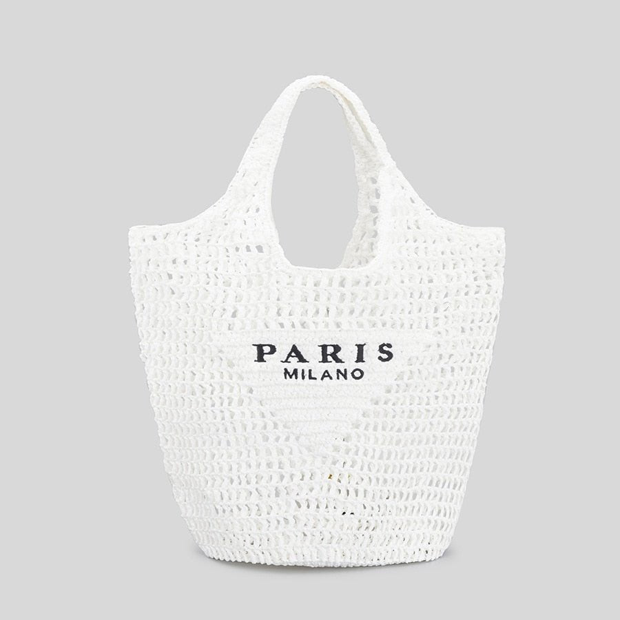 Streamlined Tote Bag in Straw