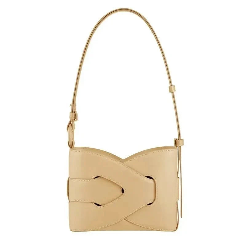 Streamlined Shoulder Bag in Leather