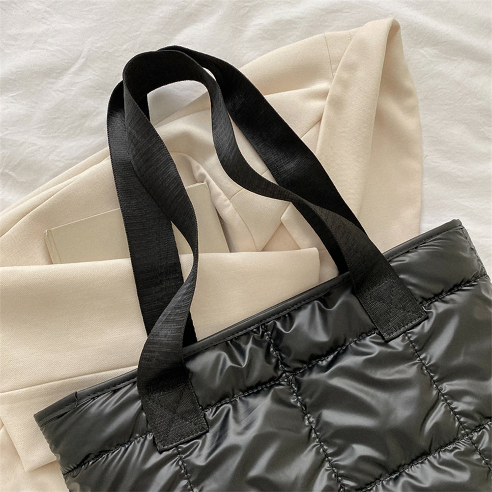 Statement Winola Quilted Shoulder Bag